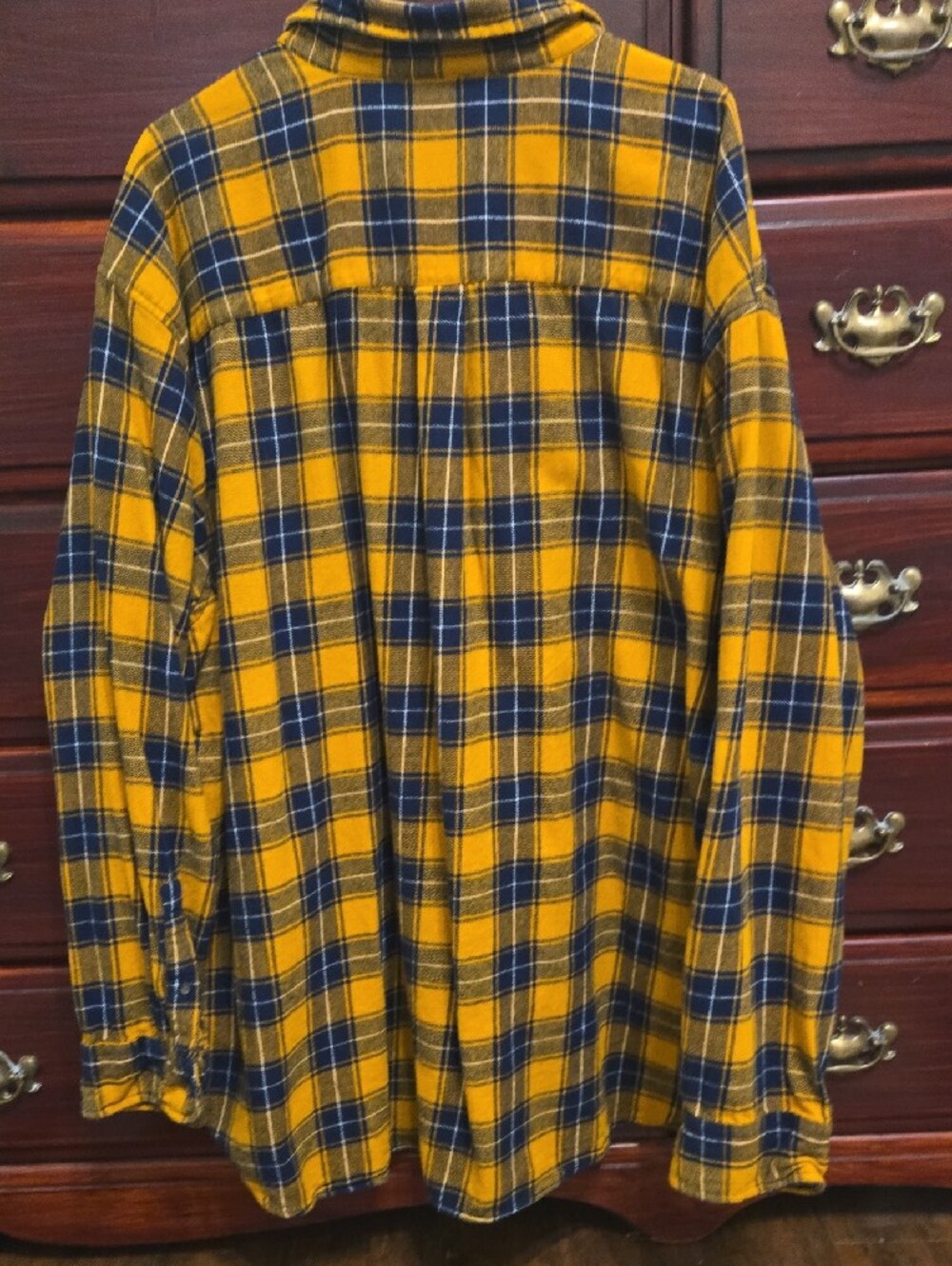 St. John's Bay Super Soft 8 Yellow and Navy Plaid Button-Down Shirt - Picture 4 of 8